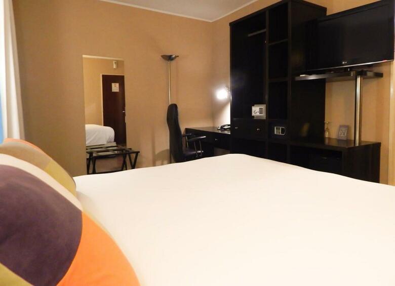 Ribera Sur Hotel