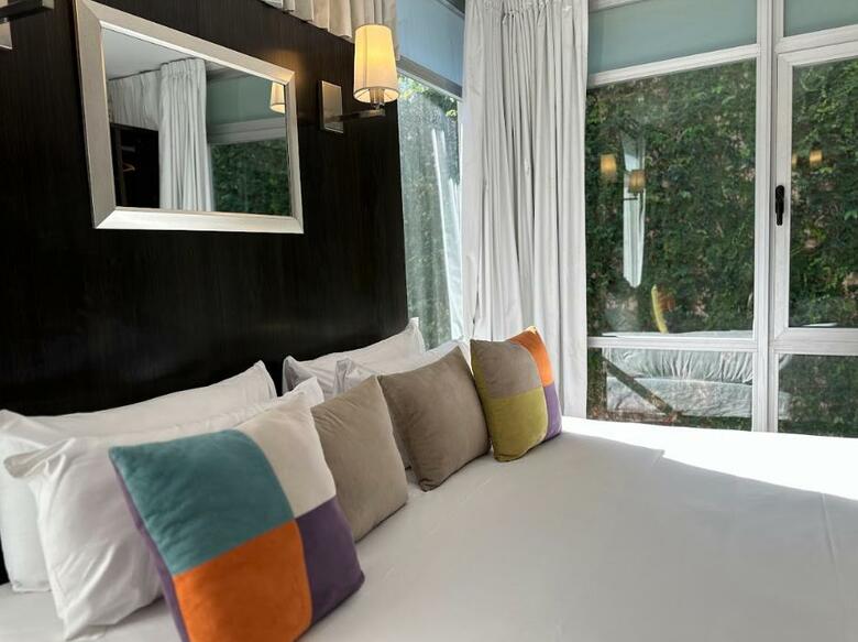 Ribera Sur Hotel