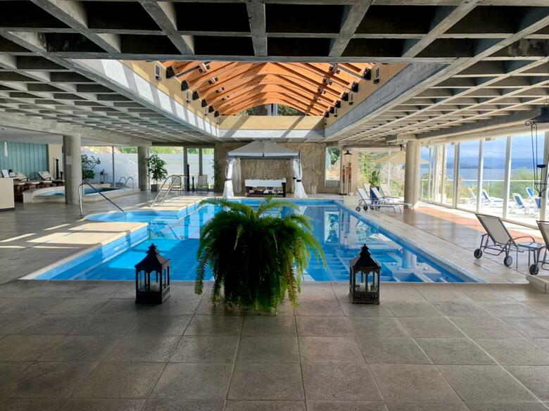 Hotel Cacique Inacayal Lake & Spa