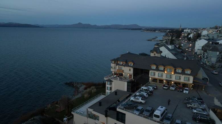 Hotel Cacique Inacayal Lake & Spa