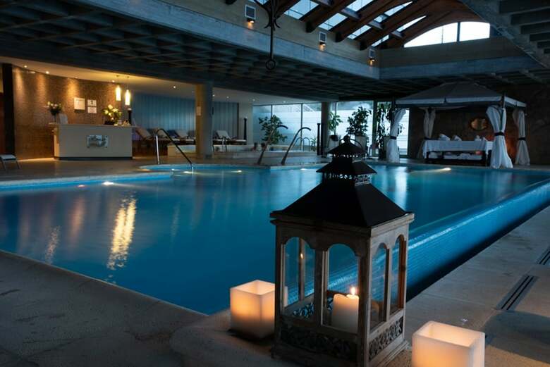 Hotel Cacique Inacayal Lake & Spa