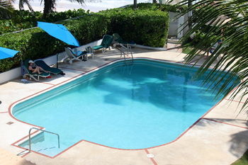 Dover Beach Hotel