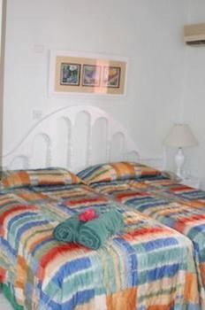 Dover Beach Hotel