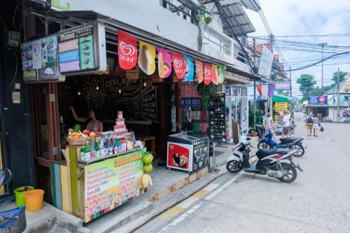 Hostal Mania Guesthouse