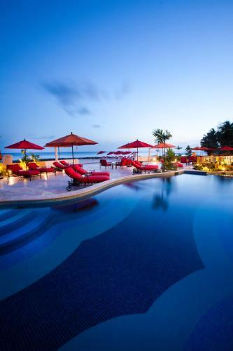 Hotel Ocean Two Resort & Residences