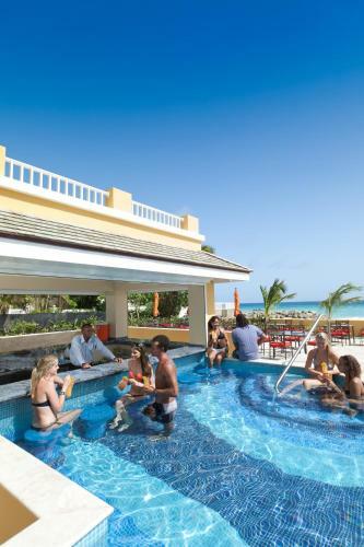 Hotel Ocean Two Resort & Residences