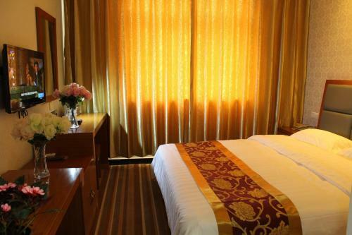 169 Hotel