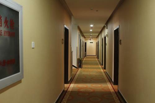 169 Hotel