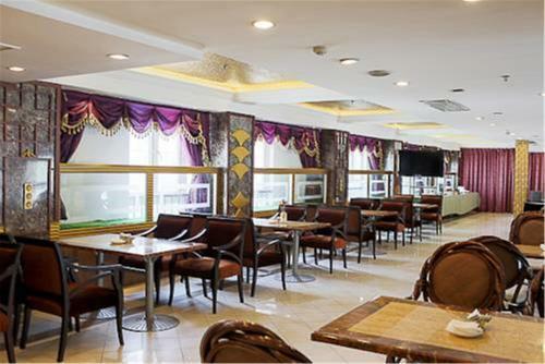 Coinfamily Hotel