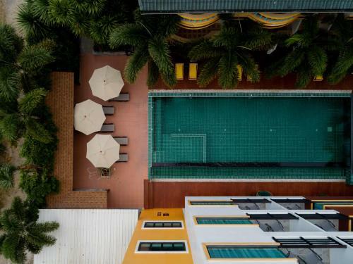 Buasri Phuket Hotel