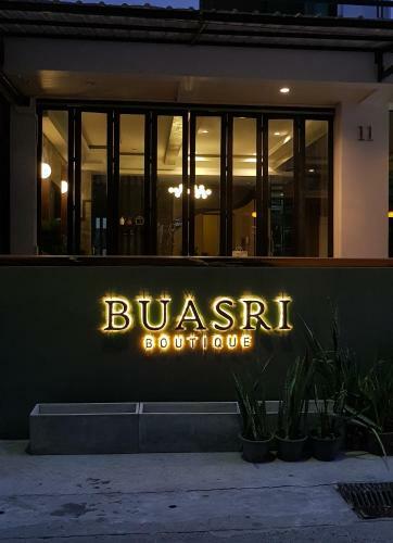 Buasri Phuket Hotel