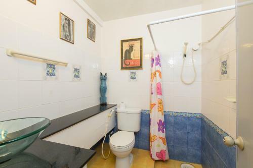Hostal Connect Guesthouse