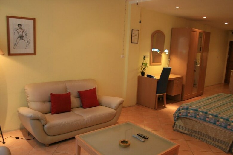 Hotel Aquarius Gay Guesthouse & Sauna