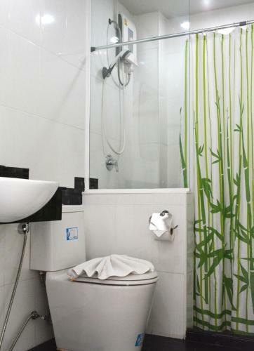Hostal Angelina Guesthouse