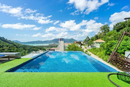 Sirirat Sea-view Villa