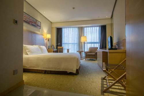 Regal Jinfeng Hotel