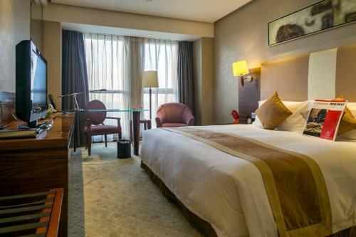 Regal Jinfeng Hotel