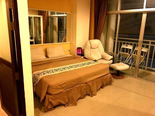 Posada Eezee Inn