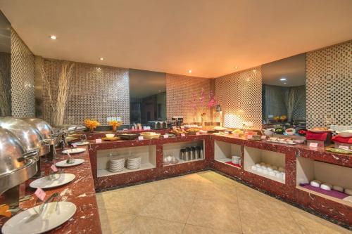 Rhea Boutique Hotel-railway Station