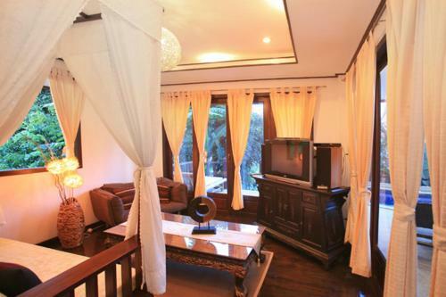 Hotel Paradise Island Estate
