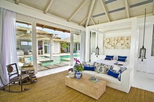 Hotel Paradise Island Estate