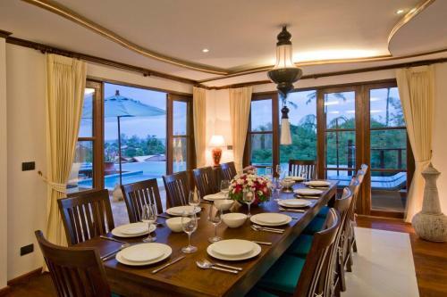 Hotel Paradise Island Estate