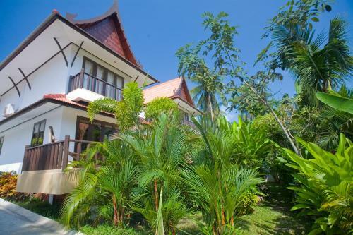 Hotel Paradise Island Estate