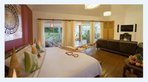 Hotel Paradise Island Estate