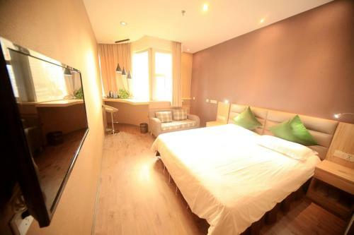 Shanghai Blue Mountain Bund Youth Hostel