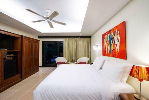 K- Hotel