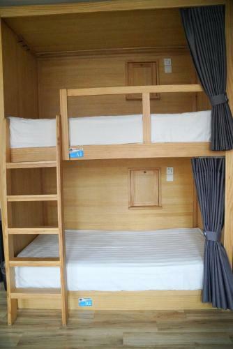 Posada The Phoenix Hostel Shanghai