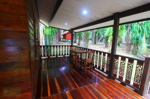 Hotel Khao Sok Palmview Resort