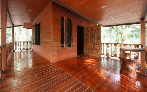 Hotel Khao Sok Palmview Resort