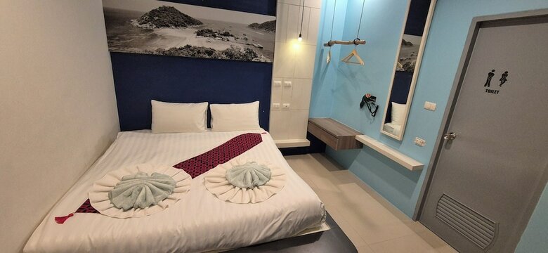 Hotel The Journey Patong