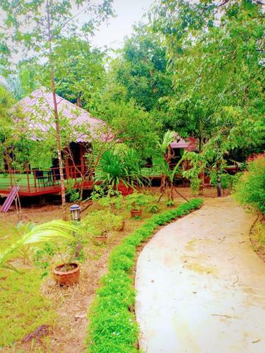 Hotel Khao Sok Garden Resort