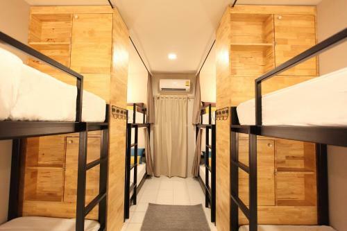 Lupta Hostel Patong Hideaway