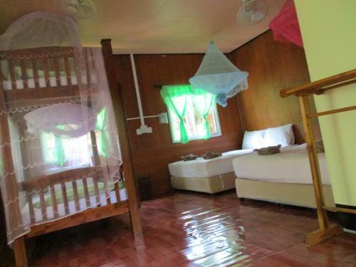 Hostal Khaosok Island Resort