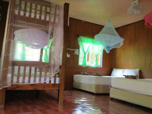 Hostal Khaosok Island Resort