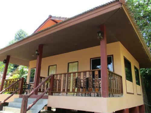 Hostal Khaosok Island Resort