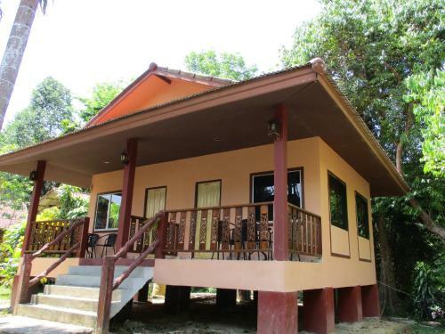 Hostal Khaosok Island Resort