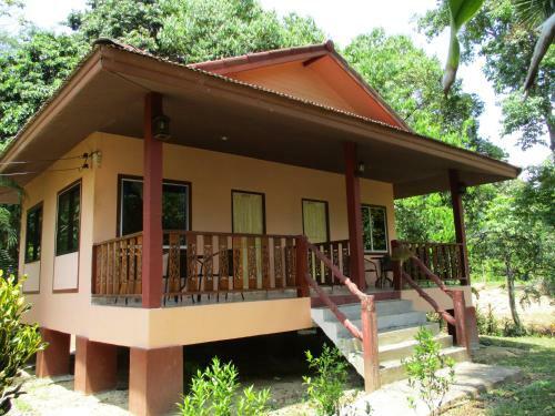Hostal Khaosok Island Resort