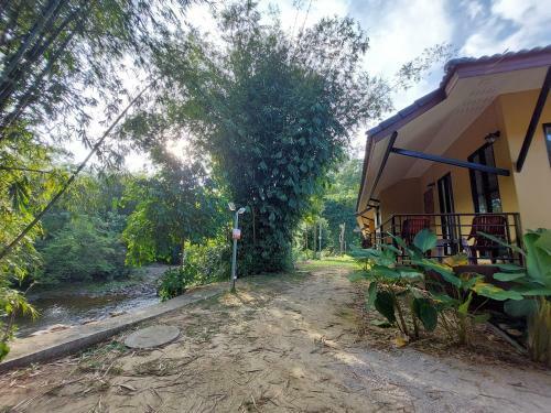 Hotel Khaosok Rainforest Resort