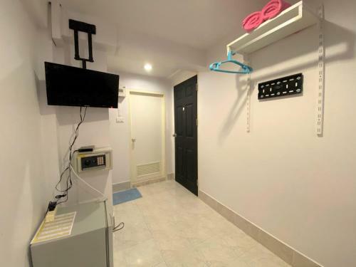 Hostal Som Guesthouse