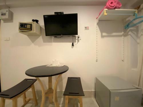 Hostal Som Guesthouse