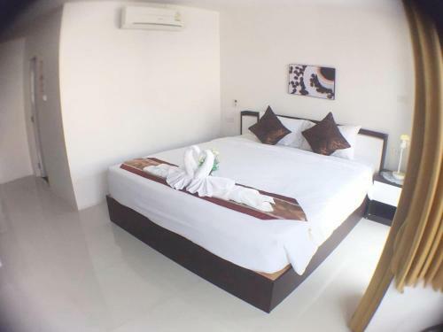 Hostal Swiss House