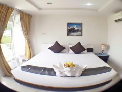 Hostal Swiss House