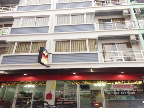 Hostal Swiss House