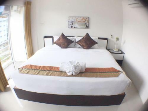 Hostal Swiss House