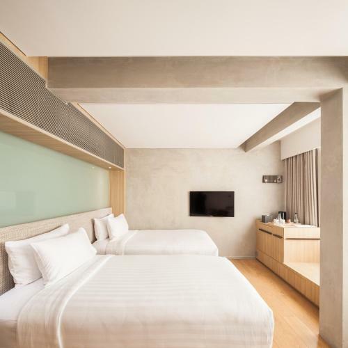 Hotel Ad Lib