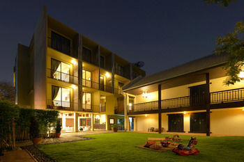 Hotel Villa Phra Sumen Bangkok